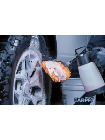 CarPro FingerPrint Mini Guante de Microfibras para Llantas