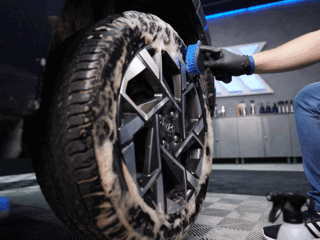 VONIXX DELET – Limpiador de Neumáticos y Gomas